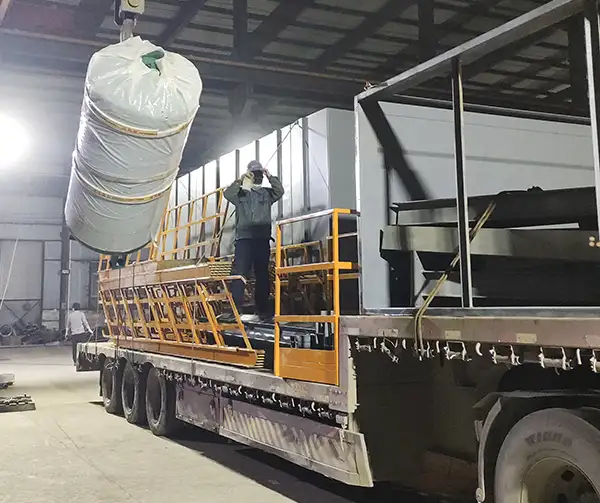 朴华科技生产车间除尘器装车发货 朴华科技生产车间除尘器装车发货
