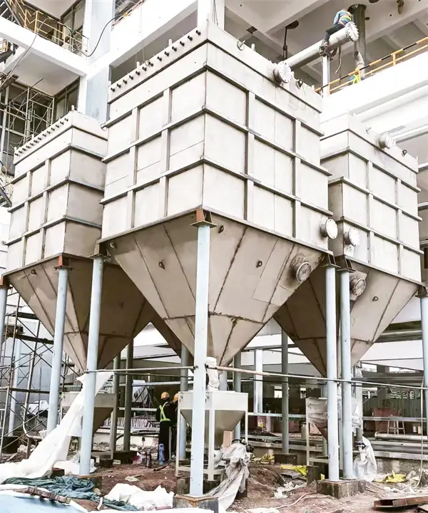 焦作化工企业新建厂房配套不锈钢防爆脉冲布袋除尘器安装